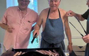 Ouf... Les saucisses... ça donne chaud!