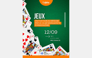 Le club a installé 2 tables à la médiathèque pour promouvoir le club.