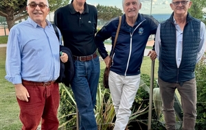 Expert Open x 4- Equipe qualifiée pour la Finale de Ligue; Jean Dugue, Jean-Luc Nicolas, Jean-Pierre Cassini, Guy Joyeux, Laurence Durupt et Philippe Martin. (2ème en Finale de Comité)